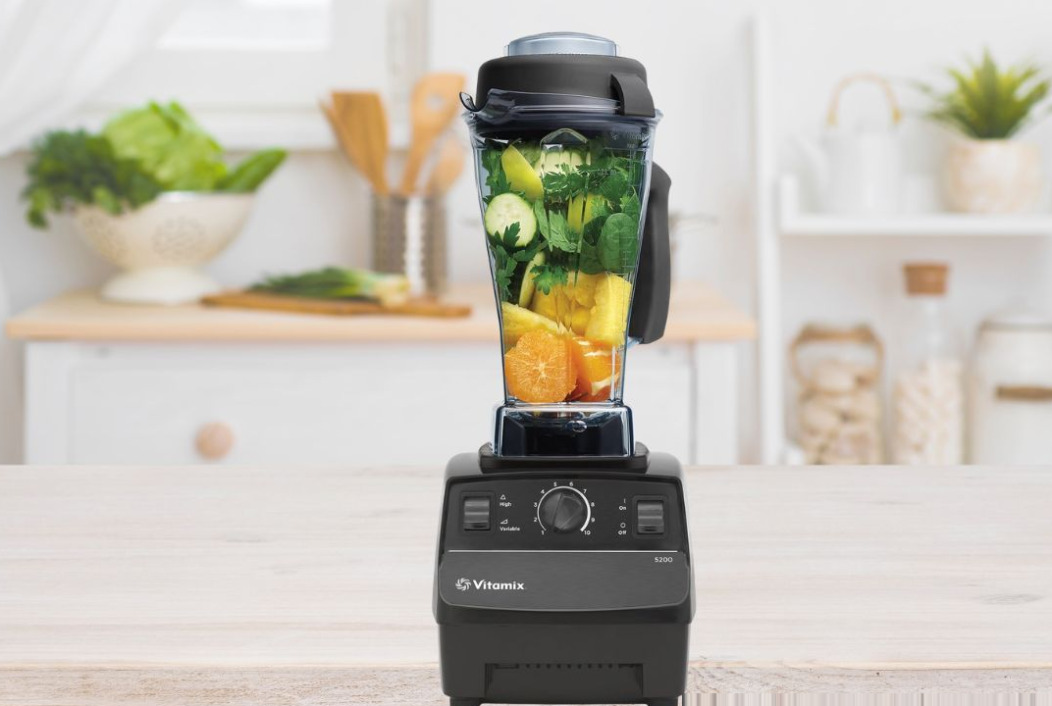 Vitamix 5200 Professional blender 1380W with 64oz container in sleek black finish on premium kitchen counter